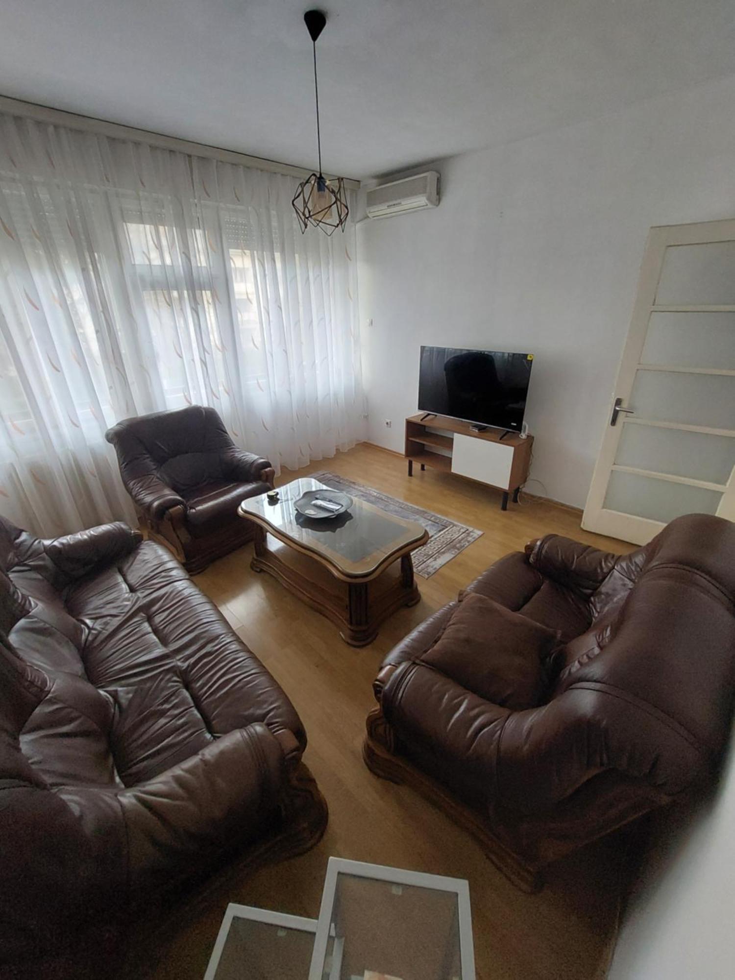 Apartment Index 3